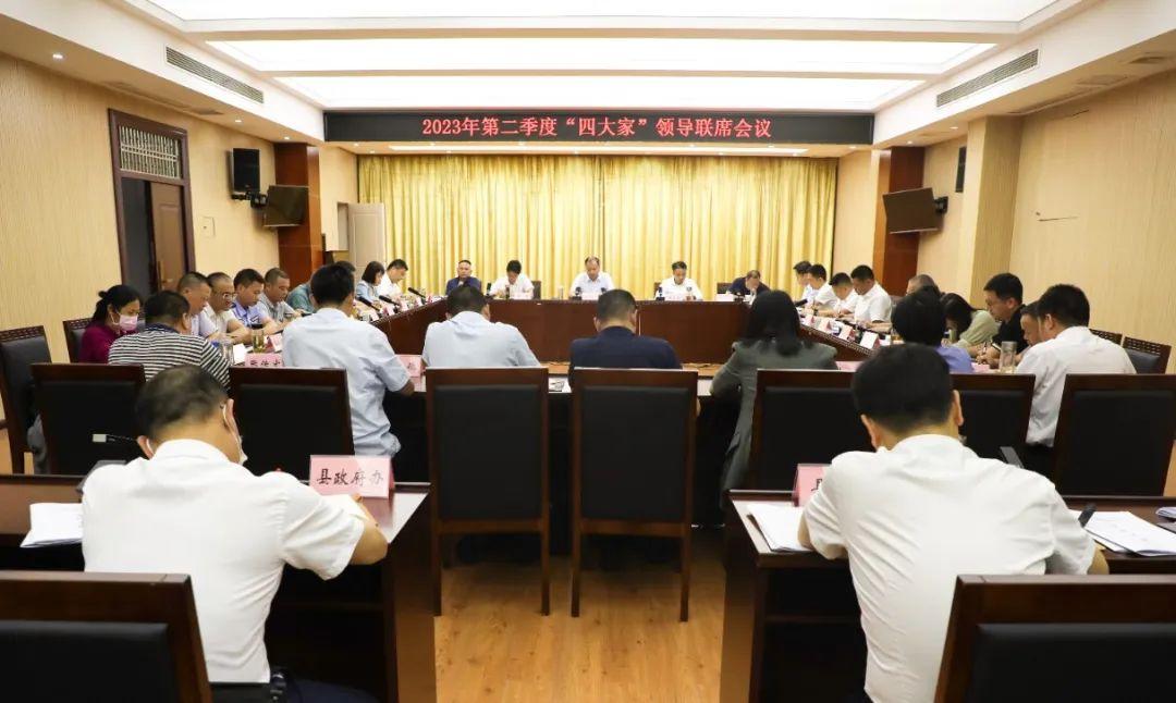 肖吉武，城市中的溫情時(shí)光日常